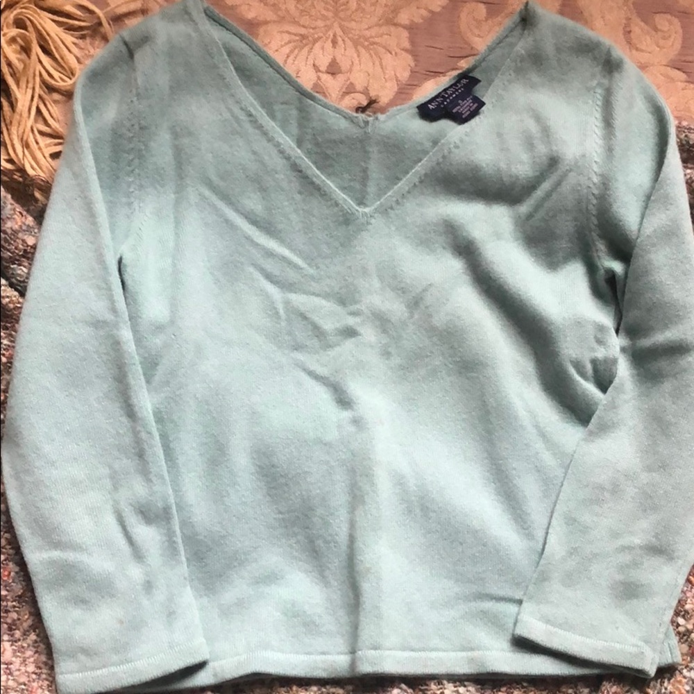 Long sleeve cute top